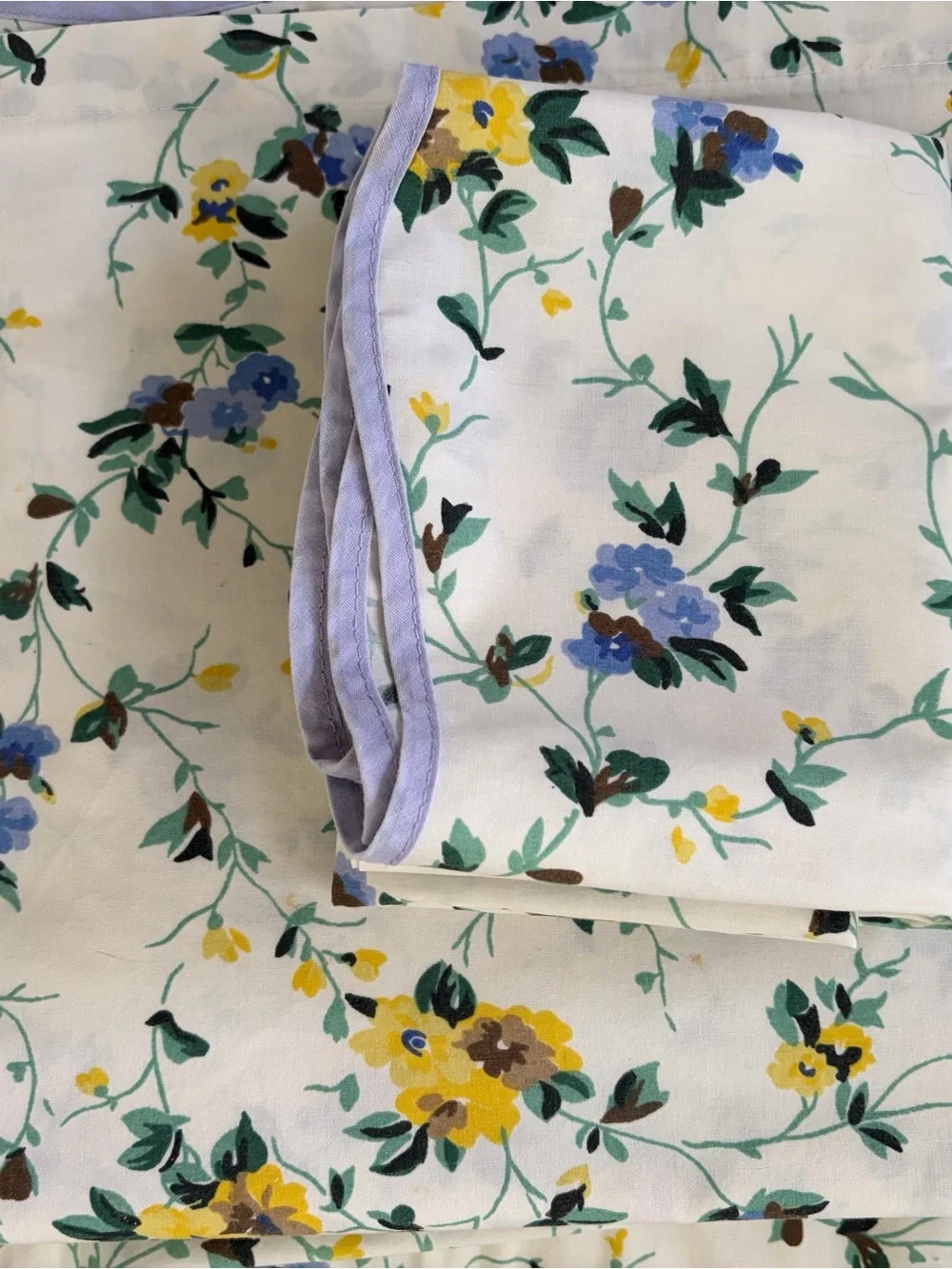 Vintage Laura Ashley polyanthus floral, twin comforter set plus sheets six piece